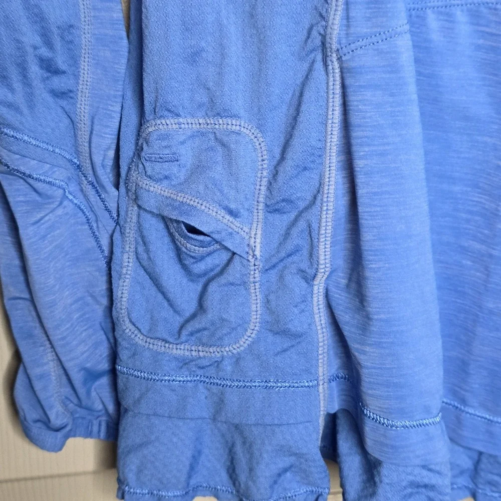 Lululemon Run In The Sun Porcelaine Blue Hooded‎ Pullover Womens Size 12 Running